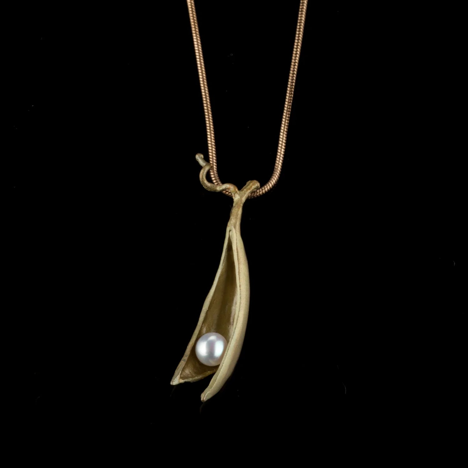 Pea pod best sale necklace