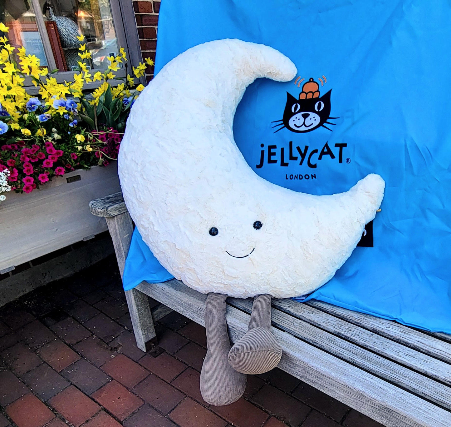 Jellycat Amuseable Gigantic Moon
