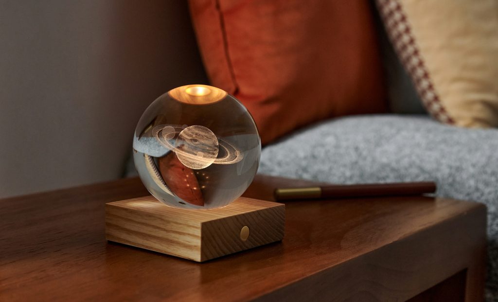 Gingko Design - Amber Crystal Light Saturn