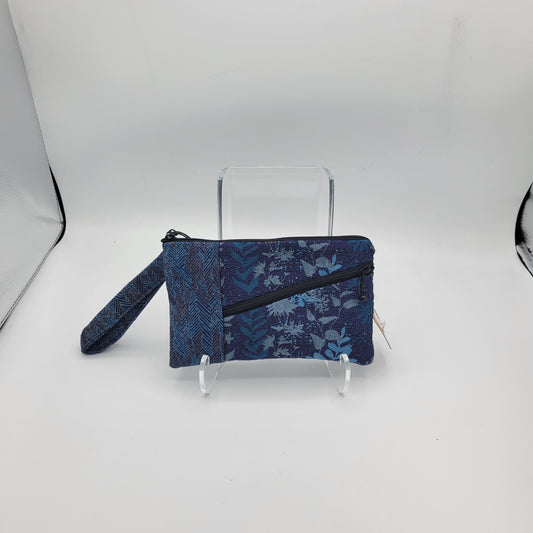 Maruca - Beetle Wristlet