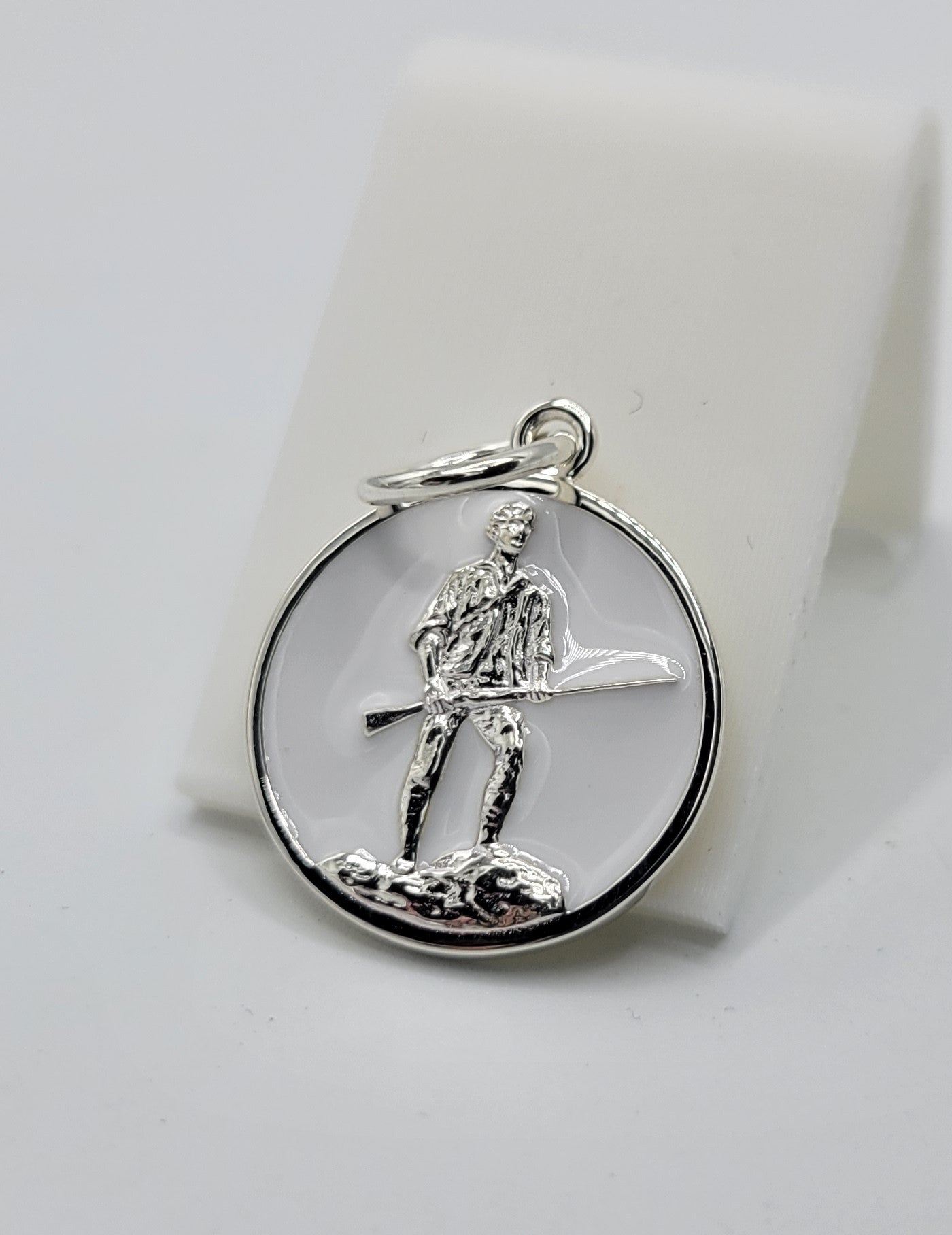 Lola & Company Lexington Minuteman Charm Alpine White